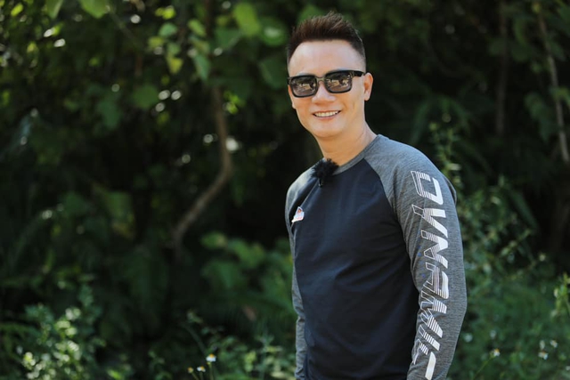 Nam ca sĩ điển trai quê Nam Định lấy tiểu thư nhà đại gia miền Tây sau 19 năm có cuộc sống ra sao?- Ảnh 3. Nam ca sĩ điển trai quê Nam Định lấy tiểu thư nhà đại gia miền Tây sau 19 năm có cuộc sống ra sao?- Ảnh 3.