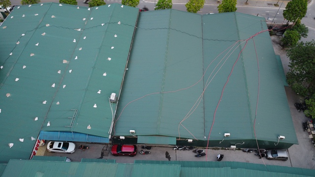 Hà Nội: Sân pickleball và nhà xưởng mọc lên 'như nấm' ở Yên Hòa, tiềm ẩn nguy cơ cháy nổ- Ảnh 7.