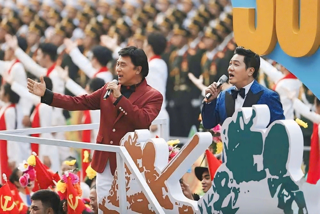 Đạo diễn kể chuyện ca khúc Màu hoa đỏ 'suýt' không có trong kỷ niệm 50 năm Ngày Giải phóng miền Nam, thống nhất đất nước- Ảnh 2. Đạo diễn kể chuyện ca khúc Màu hoa đỏ 'suýt' không có trong kỷ niệm 50 năm Ngày Giải phóng miền Nam, thống nhất đất nước- Ảnh 2.