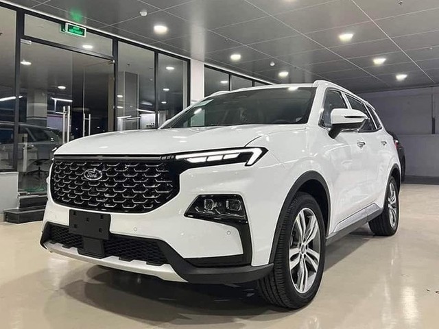 Xe gầm cao SUV giảm sốc tới cả trăm triệu đồng, rẻ không tưởng, Honda CR-V, Mazda CX-5 giá cực dễ mua - Ảnh 4. Xe gầm cao SUV giảm sốc tới cả trăm triệu đồng, rẻ không tưởng, Honda CR-V, Mazda CX-5 giá cực dễ mua - Ảnh 4.