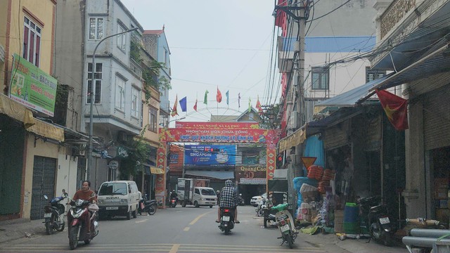 Thủ phủ bánh kẹo La Phù ở Hà Nội vắng lặng đến lạ thường- Ảnh 1. Thủ phủ bánh kẹo La Phù ở Hà Nội vắng lặng đến lạ thường- Ảnh 1.