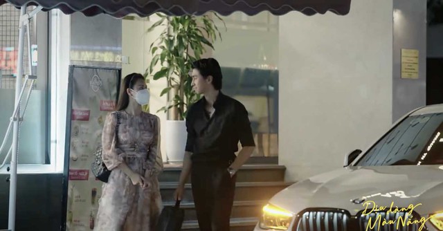Nam diễn viên quê Phú Thọ - gã trai 'đẹp nhưng đểu' trong 'Dịu dàng màu nắng', sở hữu chiều cao 1m82, có vợ là á hậu- Ảnh 11. Nam diễn viên quê Phú Thọ - gã trai 'đẹp nhưng đểu' trong 'Dịu dàng màu nắng', sở hữu chiều cao 1m82, có vợ là á hậu- Ảnh 11.