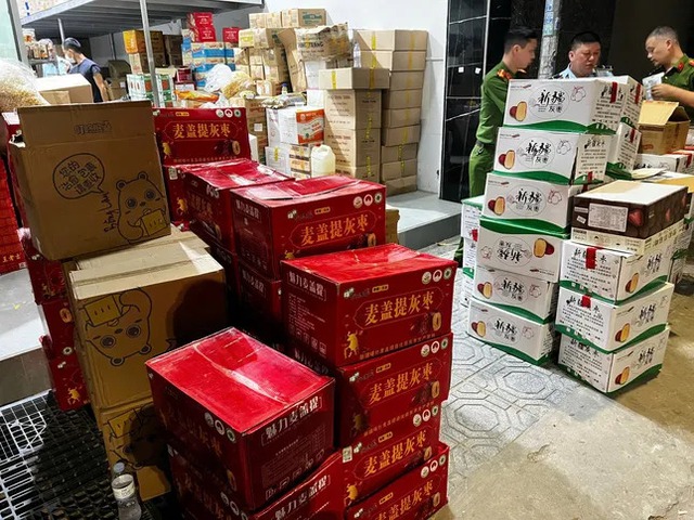Hàng loạt cửa hàng ở La Phù đóng cửa không buôn bán: Công an TP Hà Nội nói gì?- Ảnh 3.