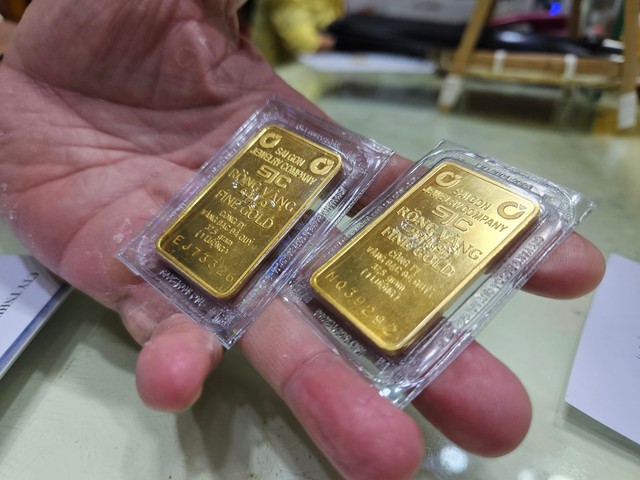 Giá vàng hôm nay (14/6): Tăng vọt, cao nhất trong 5 tuần qua- Ảnh 2. Giá vàng hôm nay (14/6): Tăng vọt, cao nhất trong 5 tuần qua- Ảnh 2.