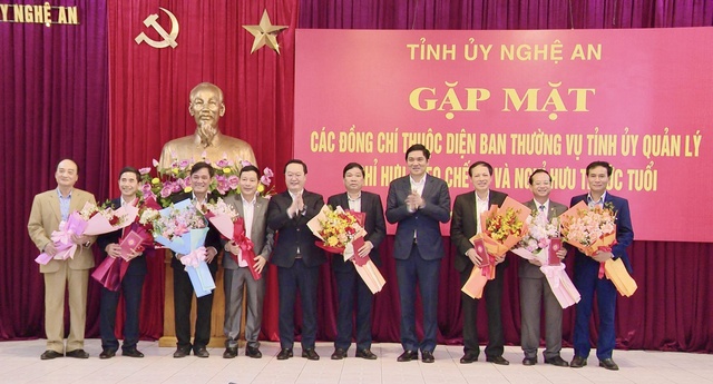 nghe-an-chi-hon-3000-ty-dong-cho-can-bo-nghi-huu-som-thoi-viec-1749975156234972874923.jpg