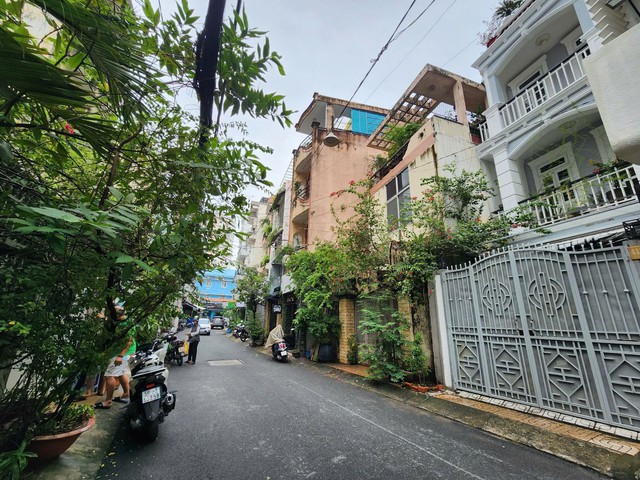 Cần lưu ý gì khi mua 'nhà mặt tiền hẻm xe hơi'?- Ảnh 2. Cần lưu ý gì khi mua 'nhà mặt tiền hẻm xe hơi'?- Ảnh 2.