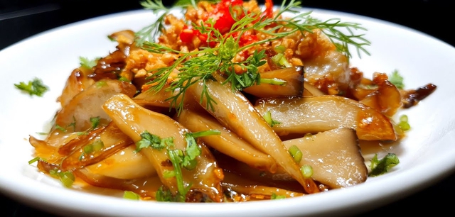 Cách làm các món chay từ nấm đùi gà thơm ngon, chắc dạ, cực hao cơm- Ảnh 3. Cách làm các món chay từ nấm đùi gà thơm ngon, chắc dạ, cực hao cơm- Ảnh 3.