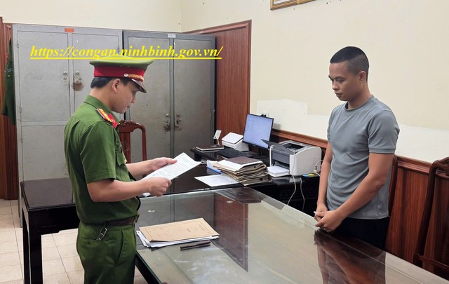 Chủ sở hữu Tiktoker Gia đình Hải Sen chính thức bị khởi tố vì buôn bán thực phẩm giả là Siro ăn ngon Hải Bé - Ảnh 2. Chủ sở hữu Tiktoker Gia đình Hải Sen chính thức bị khởi tố vì buôn bán thực phẩm giả là Siro ăn ngon Hải Bé - Ảnh 2.