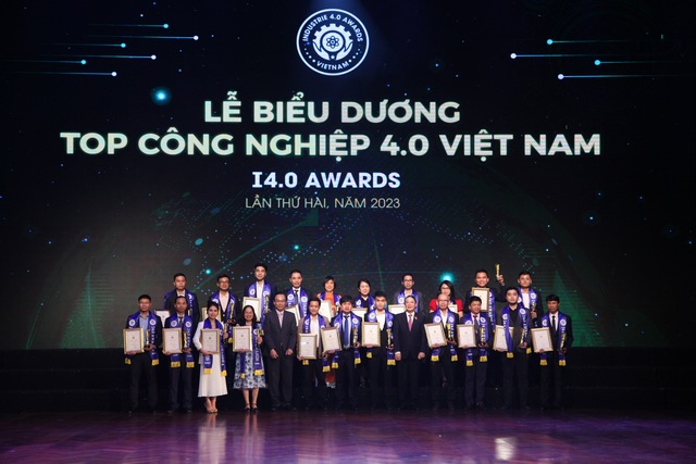 Biểu dương top công nghiệp 4.0 Việt Nam lần thứ 4 - 2025
- Ảnh 1. Biểu dương top công nghiệp 4.0 Việt Nam lần thứ 4 - 2025
- Ảnh 1.