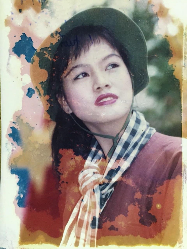 'Chân dài' ở Hà Nội cùng thời Hoa hậu Hà Kiều Anh giờ nhan sắc thay đổi ra sao?- Ảnh 2. 'Chân dài' ở Hà Nội cùng thời Hoa hậu Hà Kiều Anh giờ nhan sắc thay đổi ra sao?- Ảnh 2.
