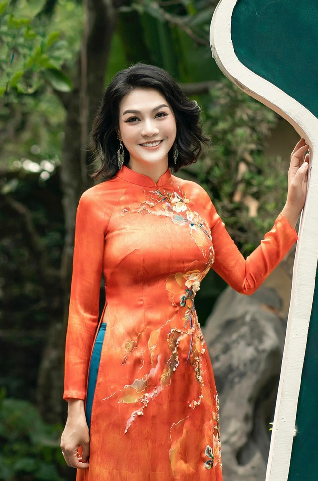 'Chân dài' ở Hà Nội cùng thời Hoa hậu Hà Kiều Anh giờ nhan sắc thay đổi ra sao?- Ảnh 5. 'Chân dài' ở Hà Nội cùng thời Hoa hậu Hà Kiều Anh giờ nhan sắc thay đổi ra sao?- Ảnh 5.