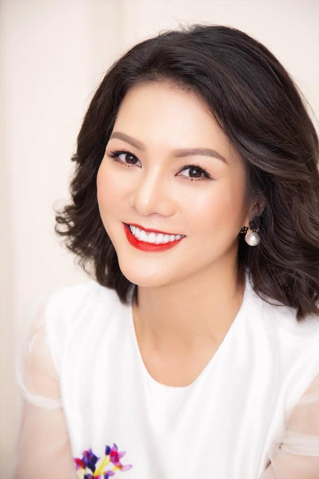'Chân dài' ở Hà Nội cùng thời Hoa hậu Hà Kiều Anh giờ nhan sắc thay đổi ra sao?- Ảnh 10. 'Chân dài' ở Hà Nội cùng thời Hoa hậu Hà Kiều Anh giờ nhan sắc thay đổi ra sao?- Ảnh 10.