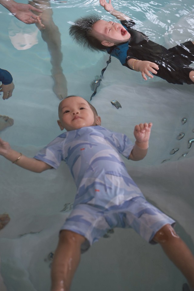 Cặp song sinh nhà Phương Oanh lại gây bất ngờ với khán giả về khả năng nổi trội này- Ảnh 3. Cặp song sinh nhà Phương Oanh lại gây bất ngờ với khán giả về khả năng nổi trội này- Ảnh 3.