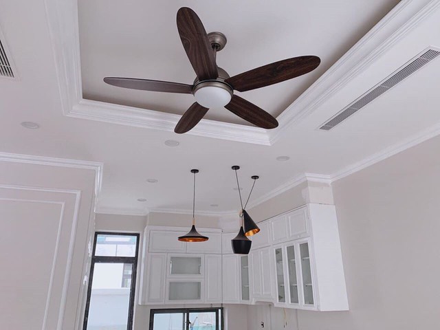 4 vị trí trong nhà không nên lắp quạt trần nếu không muốn hao tài lộc, kém may mắn- Ảnh 3. 4 vị trí trong nhà không nên lắp quạt trần nếu không muốn hao tài lộc, kém may mắn- Ảnh 3.