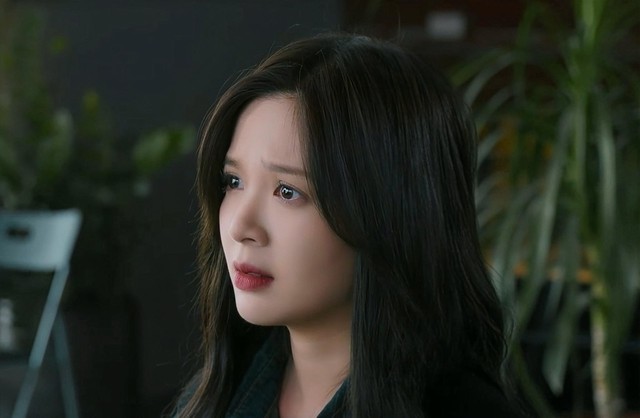 Nữ chính 'Cha tôi người ở lại' vừa được Đình Tú cầu hôn đời thực có sắc vóc ra sao?- Ảnh 4. Nữ chính 'Cha tôi người ở lại' vừa được Đình Tú cầu hôn đời thực có sắc vóc ra sao?- Ảnh 4.