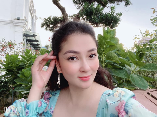 Hoa hậu Việt Nam quê Hải Phòng không ham hào quang showbiz, mê ngành báo chí- Ảnh 7. Hoa hậu Việt Nam quê Hải Phòng không ham hào quang showbiz, mê ngành báo chí- Ảnh 7.