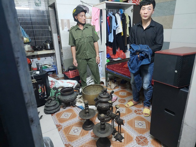 Gã thanh niên Hải Dương trộm cắp hàng loạt đồ thờ cúng ở chùa, nhà văn hóa- Ảnh 1. Gã thanh niên Hải Dương trộm cắp hàng loạt đồ thờ cúng ở chùa, nhà văn hóa- Ảnh 1.