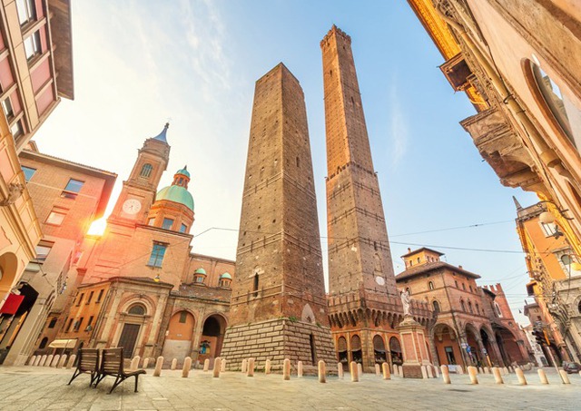 bologna4-17508615692061812256099.jpg