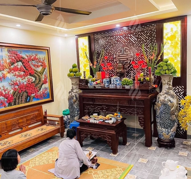 Khi thay bàn thờ mới cần lưu ý gì để tránh xui xẻo- Ảnh 2. Khi thay bàn thờ mới cần lưu ý gì để tránh xui xẻo- Ảnh 2.