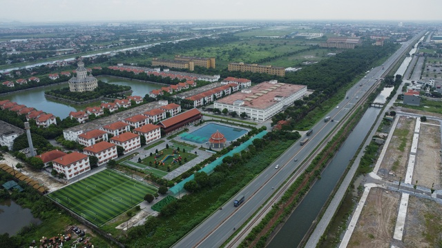 Toàn cảnh Trường Đại học Hà Hoa Tiên ở Hà Nam vừa bị đình chỉ đào tạo - Ảnh 12. Toàn cảnh Trường Đại học Hà Hoa Tiên ở Hà Nam vừa bị đình chỉ đào tạo - Ảnh 12.