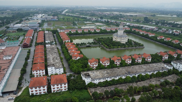 Toàn cảnh Trường Đại học Hà Hoa Tiên ở Hà Nam vừa bị đình chỉ đào tạo - Ảnh 4. Toàn cảnh Trường Đại học Hà Hoa Tiên ở Hà Nam vừa bị đình chỉ đào tạo - Ảnh 4.