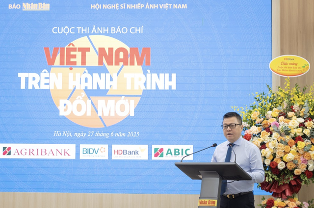 Tìm kiếm tác phẩm ảnh báo chí phản ánh 'Việt Nam trên hành trình đổi mới' - Ảnh 1. Tìm kiếm tác phẩm ảnh báo chí phản ánh 'Việt Nam trên hành trình đổi mới' - Ảnh 1.