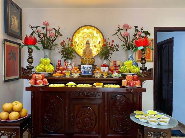 Khi chuyển bàn thờ sang vị trí khác trong nhà gia chủ cần lưu ý gì để đảm bảo sự an yên và tài lộc- Ảnh 4.