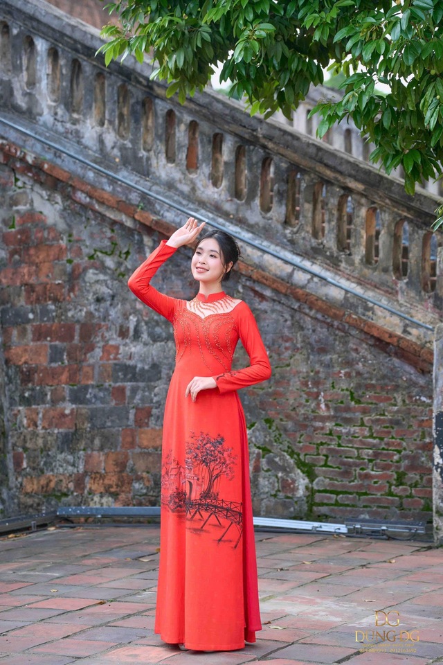 NTK Hương Vải kể chuyện Kinh kỳ - Phố Hiến bằng thời trang- Ảnh 7. NTK Hương Vải kể chuyện Kinh kỳ - Phố Hiến bằng thời trang- Ảnh 7.