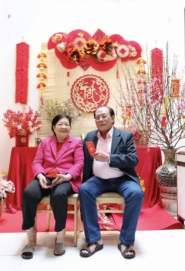 Thân thế kín tiếng của mẹ ruột Mỹ Tâm: Hoa khôi xứ Quảng một thời, tuổi xế chiều an hưởng hạnh phúc- Ảnh 9. Thân thế kín tiếng của mẹ ruột Mỹ Tâm: Hoa khôi xứ Quảng một thời, tuổi xế chiều an hưởng hạnh phúc- Ảnh 9.