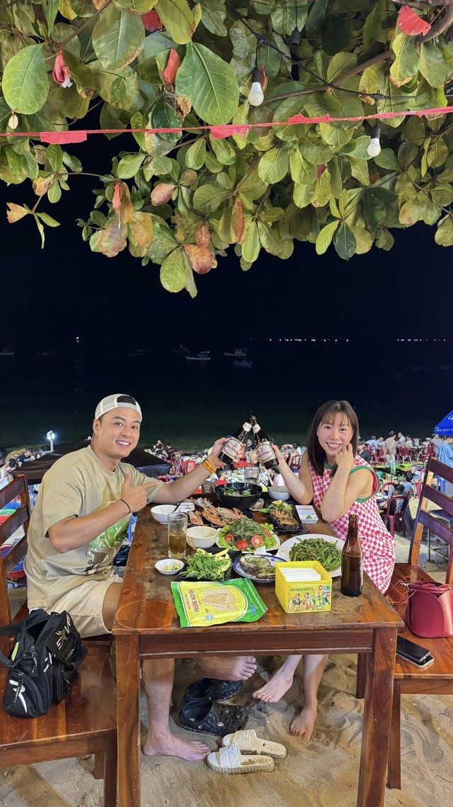 Cuộc sống 'nghỉ hưu sớm' của Hồng Đăng bên vợ đảm đang - Ảnh 3. Cuộc sống 'nghỉ hưu sớm' của Hồng Đăng bên vợ đảm đang - Ảnh 3.