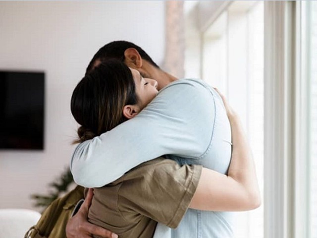 Màn kịch hoàn hảo của vợ cùng người tình 60 tuổi khiến chồng sụp đổ - Ảnh 2. Màn kịch hoàn hảo của vợ cùng người tình 60 tuổi khiến chồng sụp đổ - Ảnh 2.
