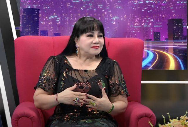 'Nữ hoàng nhạc rock' Ngọc Ánh: Nhiều năm làm mẹ đơn thân, không dám nghỉ hưu dù đã đi hát 40 năm - Ảnh 2. 'Nữ hoàng nhạc rock' Ngọc Ánh: Nhiều năm làm mẹ đơn thân, không dám nghỉ hưu dù đã đi hát 40 năm - Ảnh 2.