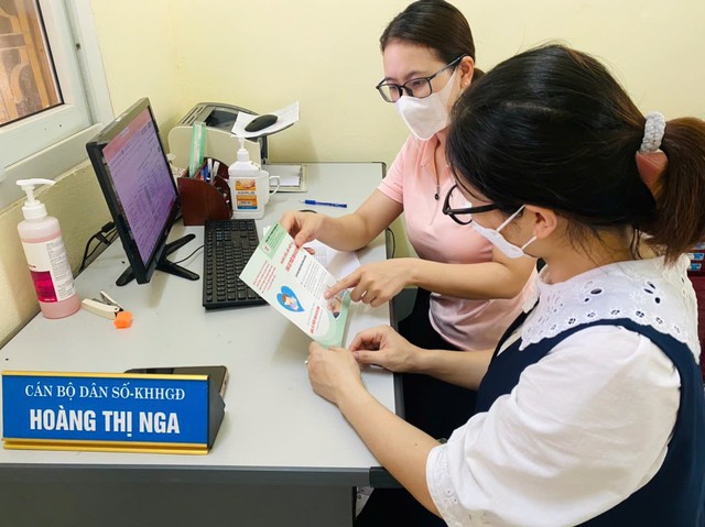 Hưởng ứng Ngày Dân số Thế giới 11/7/2025 với chủ đề: 'Quyền tự quyết sinh sản trong bối cảnh toàn cầu thay đổi'- Ảnh 5. Hưởng ứng Ngày Dân số Thế giới 11/7/2025 với chủ đề: 'Quyền tự quyết sinh sản trong bối cảnh toàn cầu thay đổi'- Ảnh 5.