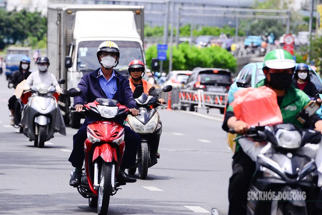 Tin sáng 12/7: Nắng nóng diện rộng hoành hành ở khu vực nào những ngày tới?; Đề xuất tăng lương tối thiểu vùng 7,2% từ 1/1/2026- Ảnh 1. Tin sáng 12/7: Nắng nóng diện rộng hoành hành ở khu vực nào những ngày tới?; Đề xuất tăng lương tối thiểu vùng 7,2% từ 1/1/2026- Ảnh 1.