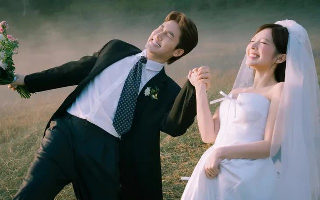 Cặp đôi diễn viên 'Cha tôi, người ở lại' tung ảnh cưới, hôn lễ diễn ra vào lúc nào?- Ảnh 1.