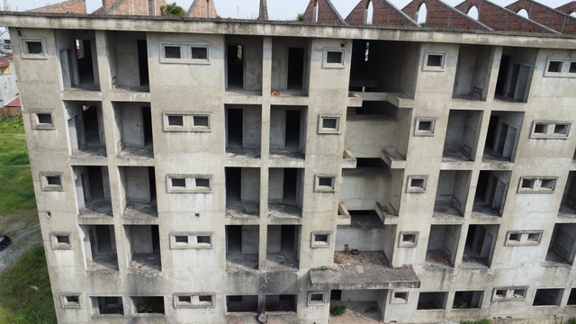 Thâm nhập bên trong ký túc xá bỏ hoang sắp trở thành nhà ở công vụ mới của Ninh Bình- Ảnh 11.