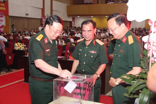 14 năm gieo hạt yêu thương của chương trình 'Mang âm nhạc đến bệnh viện'- Ảnh 4.