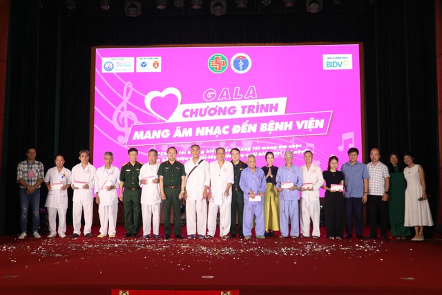 14 năm gieo hạt yêu thương của chương trình 'Mang âm nhạc đến bệnh viện'- Ảnh 6.