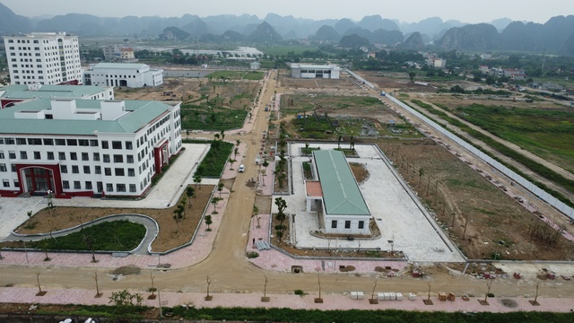 Gần 20 năm để xây dựng, Trường Đại học Hoa Lư ở Ninh Bình hiện ra sao? - Ảnh 4. Gần 20 năm để xây dựng, Trường Đại học Hoa Lư ở Ninh Bình hiện ra sao? - Ảnh 4.