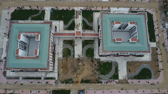 Gần 20 năm để xây dựng, Trường Đại học Hoa Lư ở Ninh Bình hiện ra sao? - Ảnh 11. Gần 20 năm để xây dựng, Trường Đại học Hoa Lư ở Ninh Bình hiện ra sao? - Ảnh 11.