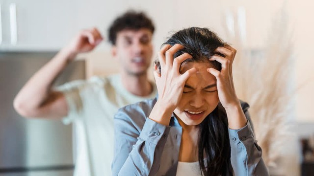 'Mình có nên ly hôn?' - Đáp án nào cho 1 người phụ nữ đang khốn khổ, bế tắc như tôi? - Ảnh 2. 'Mình có nên ly hôn?' - Đáp án nào cho 1 người phụ nữ đang khốn khổ, bế tắc như tôi? - Ảnh 2.