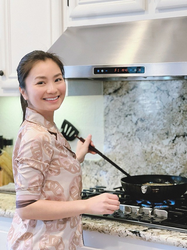 Nữ diễn viên nổi tiếng phim giờ vàng, dừng sự nghiệp sang Mỹ định cư, chăm chỉ bán hàng online- Ảnh 7. Nữ diễn viên nổi tiếng phim giờ vàng, dừng sự nghiệp sang Mỹ định cư, chăm chỉ bán hàng online- Ảnh 7.