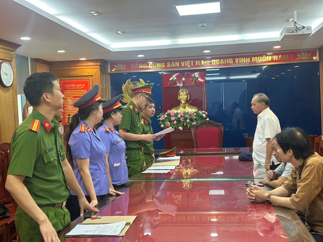 Thanh Hóa khởi tố 114 vụ, 265 bị can phạm tội về kinh tế, tham nhũng, chức vụ- Ảnh 3. Thanh Hóa khởi tố 114 vụ, 265 bị can phạm tội về kinh tế, tham nhũng, chức vụ- Ảnh 3.