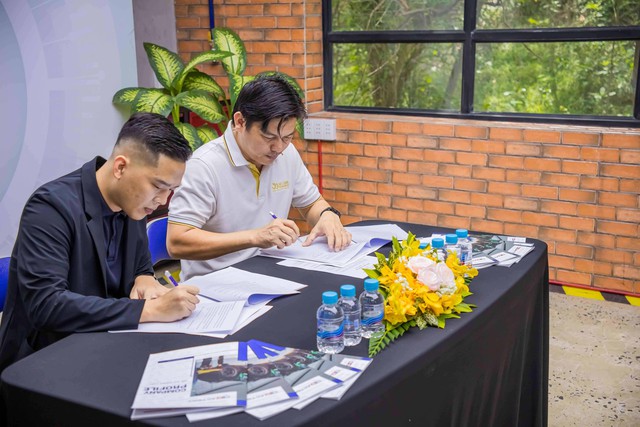 B-Factory và Bảo Hiểm Bảo Long Đông Sài Gòn ký kết hợp tác mang đến sự an tâm cho người dùng- Ảnh 4. B-Factory và Bảo Hiểm Bảo Long Đông Sài Gòn ký kết hợp tác mang đến sự an tâm cho người dùng- Ảnh 4.