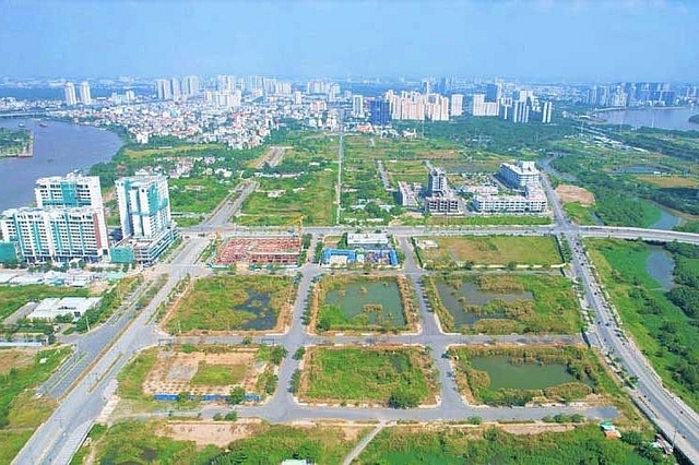 Những trường hợp này được giảm tiền sử dụng đất khi làm sổ đỏ theo quy định mới nhất, thông tin không phải ai cũng biết - Ảnh 2. Những trường hợp này được giảm tiền sử dụng đất khi làm sổ đỏ theo quy định mới nhất, thông tin không phải ai cũng biết - Ảnh 2.