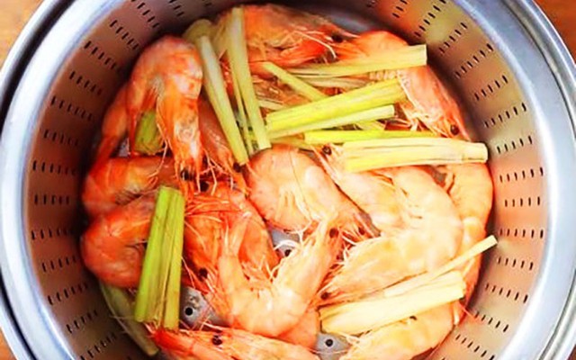 Ăn t&ocirc;m c&aacute; hấp bia c&oacute; g&acirc;y nồng độ cồn trong hơi thở kh&ocirc;ng? - Ảnh 1.