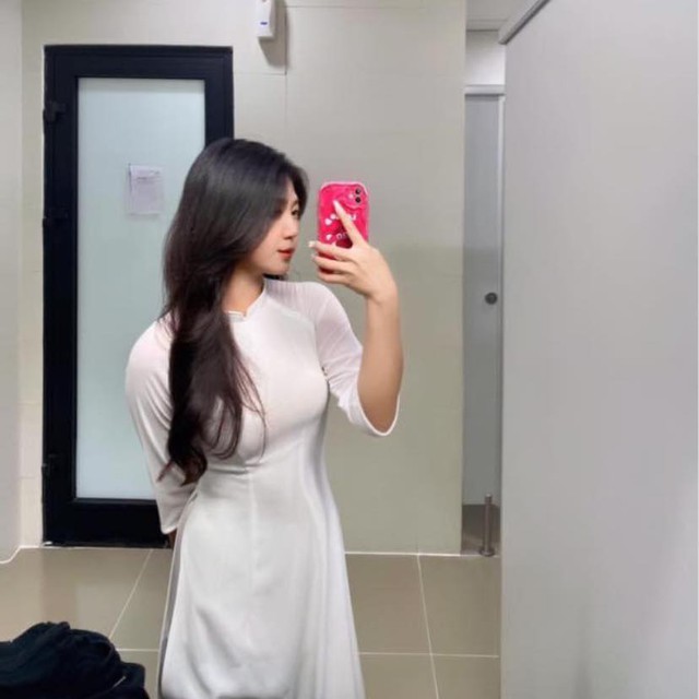 con-gai-manh-truong-4-17528071108671680217670.jpg