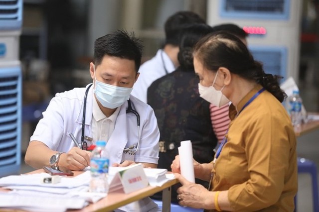 Từ ngày 15/8/2025, thủ tục khám chữa bệnh bảo hiểm y tế có sự thay đổi? - Ảnh 2. Từ ngày 15/8/2025, thủ tục khám chữa bệnh bảo hiểm y tế có sự thay đổi? - Ảnh 2.