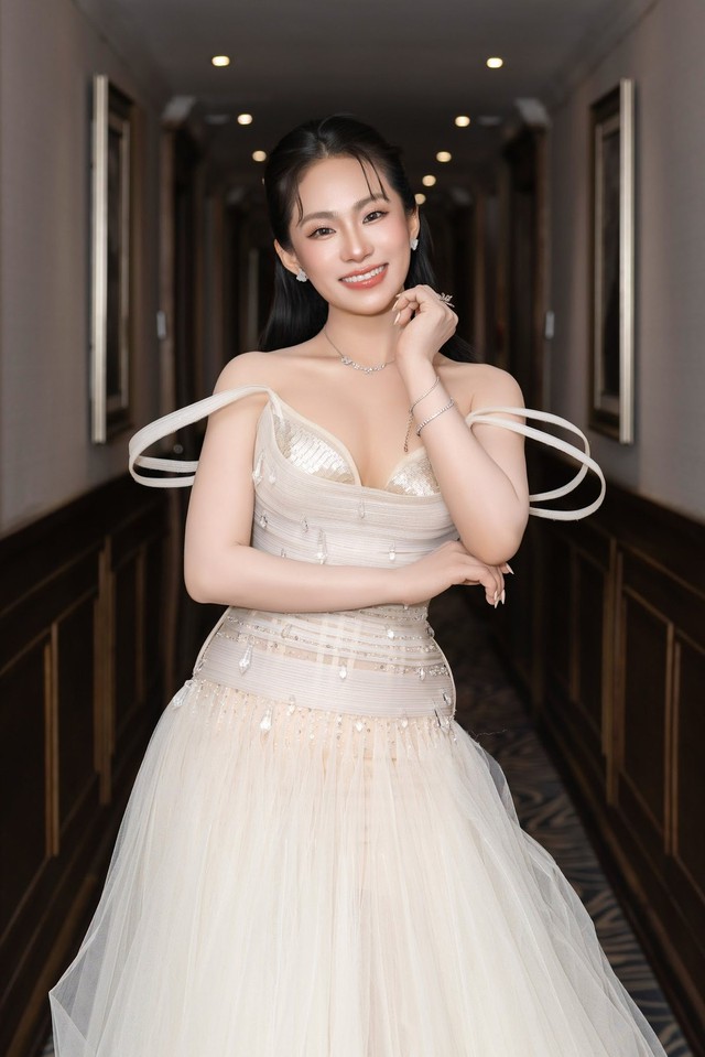 Ca sĩ Lương Bích Hữu gây ngỡ ngàng sau khi giảm tới 20kg - Ảnh 4. Ca sĩ Lương Bích Hữu gây ngỡ ngàng sau khi giảm tới 20kg - Ảnh 4.