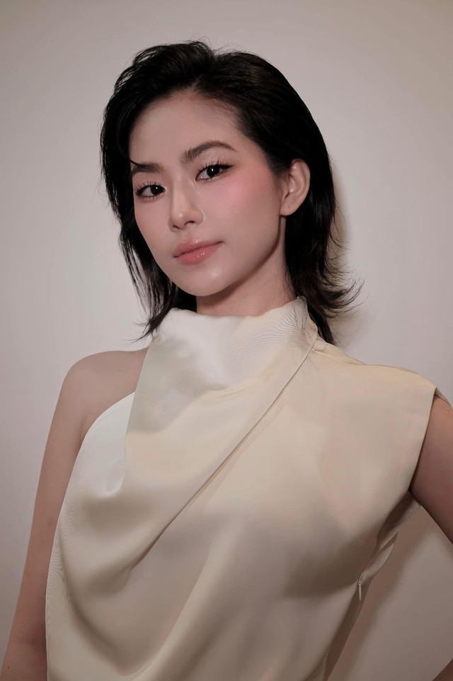 Ca sĩ Lương Bích Hữu gây ngỡ ngàng sau khi giảm tới 20kg - Ảnh 7. Ca sĩ Lương Bích Hữu gây ngỡ ngàng sau khi giảm tới 20kg - Ảnh 7.